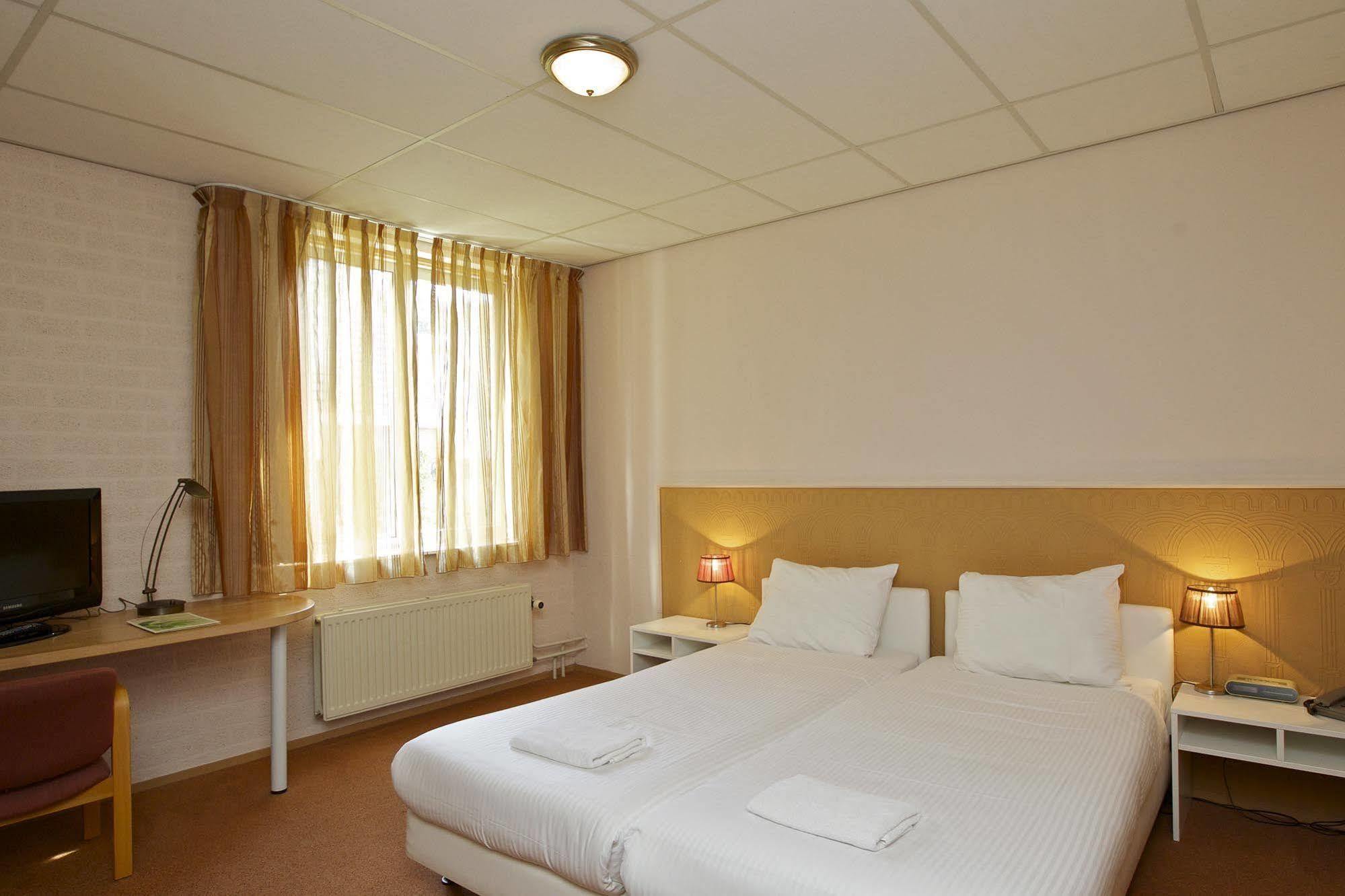 Parkhotel De Bosrand Ede Bagian luar foto